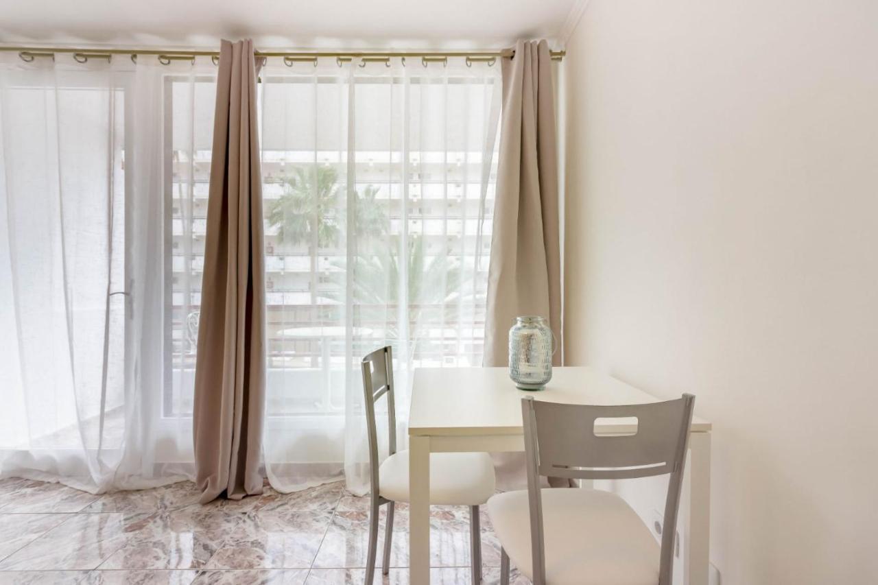 Tenerife Olympia Apart Hotel-Playa De Las Americas. Balcony, Sea View & Pool Exterior photo
